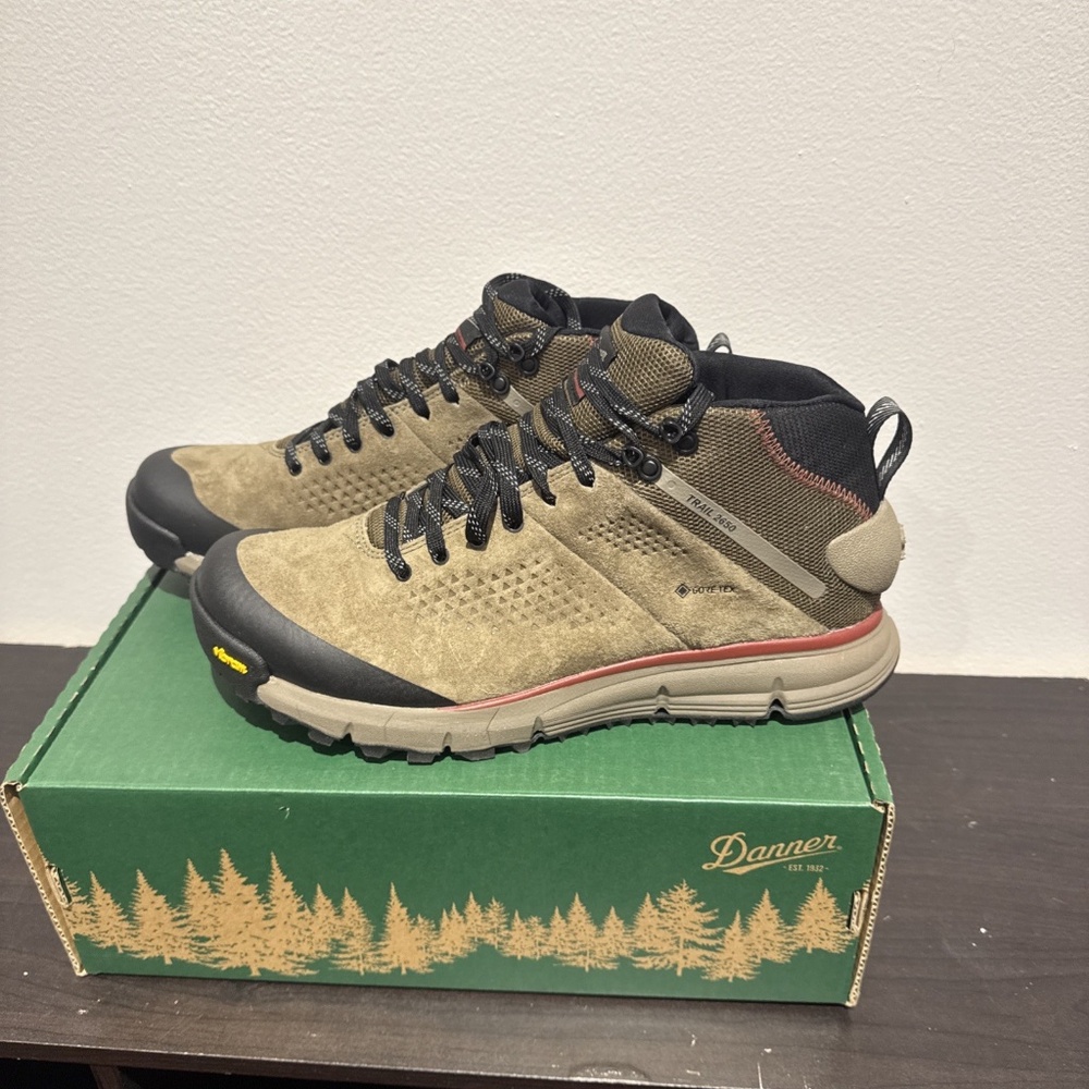 Danners Trail 2650 Mid GTX Size 11.5 Mens New in Box!